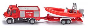 Camion de pompier avec bateau