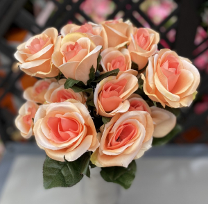 Bouquet de roses saumon - Artificiel