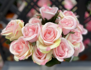 Bouquet de roses roses - Artificiel
