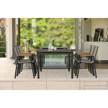 Fauteuil empilable New Top noir mat en aluminium – Accoudoirs en teck