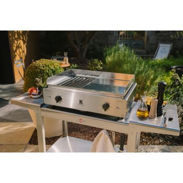 <p>Le <strong>Duo Barbecue/Plancha Duo K de Krampouz</strong> vo<span>us offre un combine grill et plancha grâce a ses deux plaques pour cuire au mieux tous les aliments !</span></p>